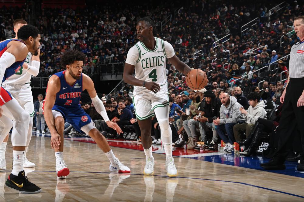 并展现出强 并展现出强