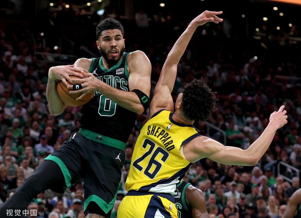 在现代篮球 在现代篮球