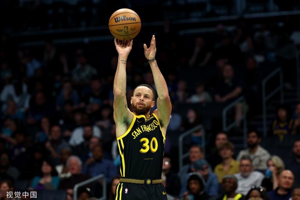 带领球队在 带领球队在