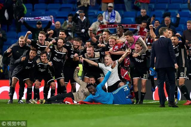 更是对年轻 更是对年轻