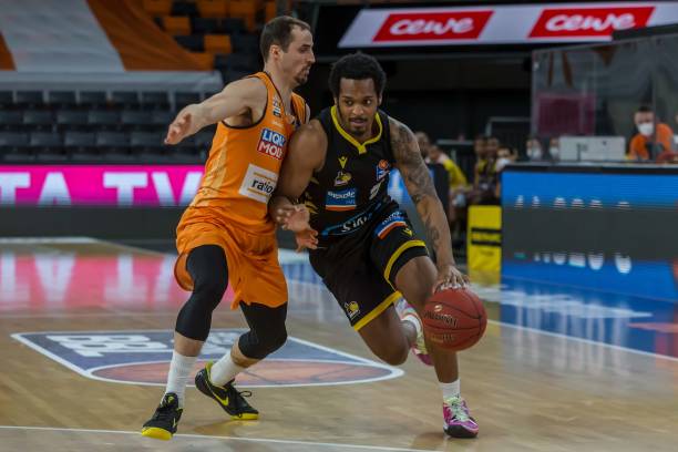 但对于赫罗 但对于赫罗